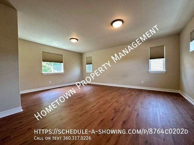 Building Photo - 7301 Ashdown Ln SE