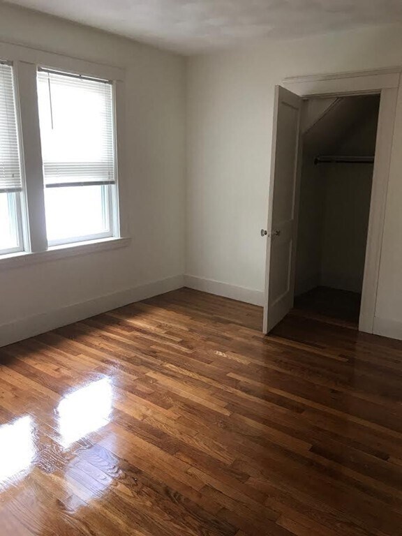 Building Photo - 75 Varnum St