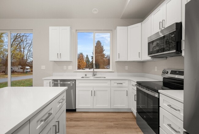 Building Photo - 3BR / 2BA New Construction Low Maintenance Single Family Home