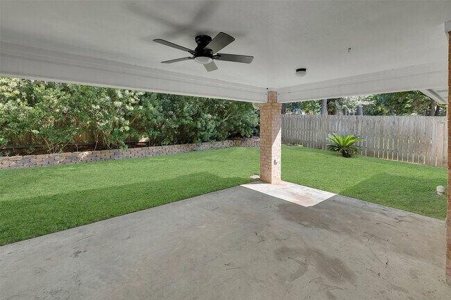 Building Photo - 3030 Hemingway Dr