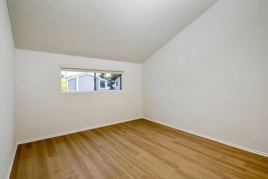 Building Photo - Rancho Vista
