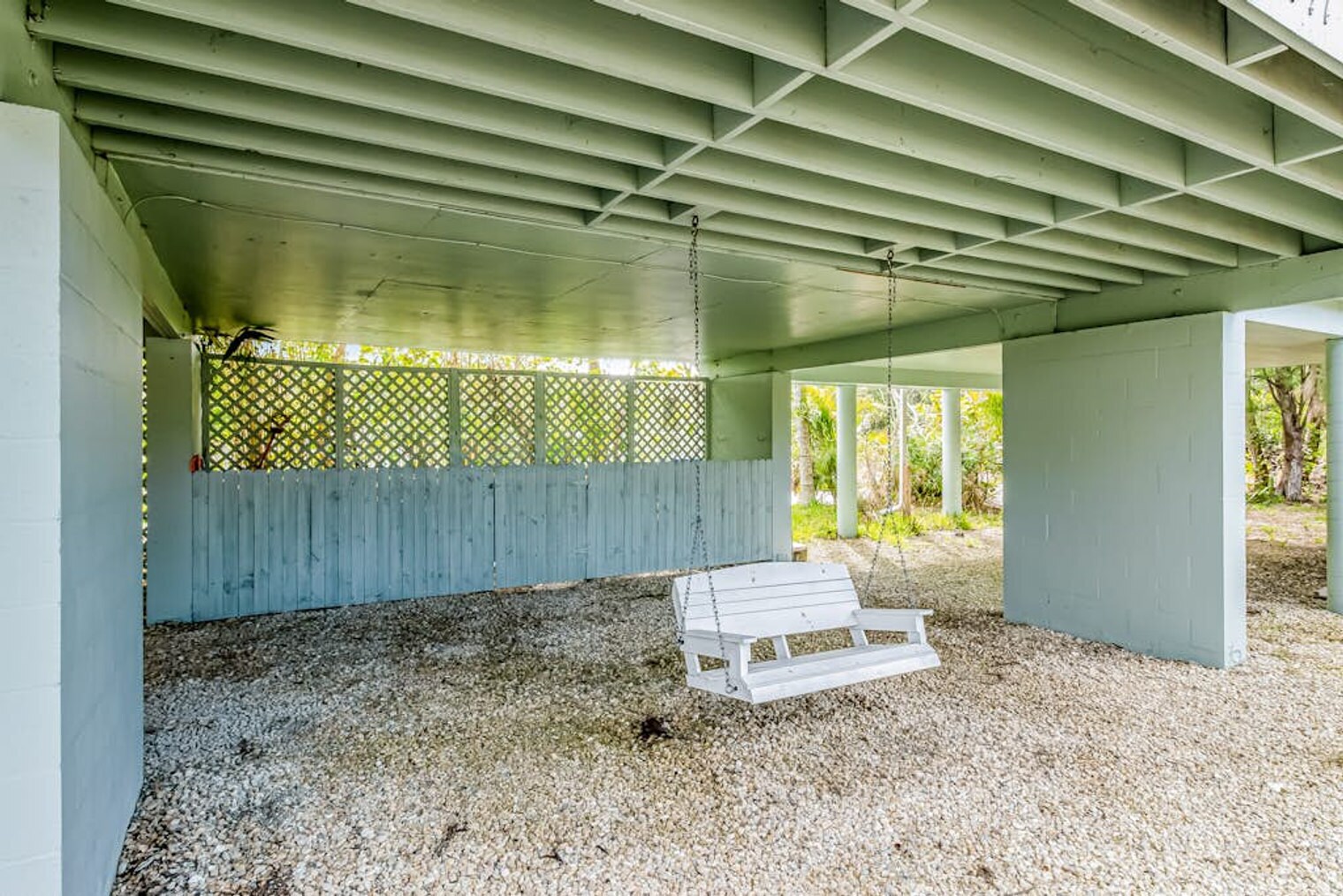 Building Photo - 6997 Longboat Dr S