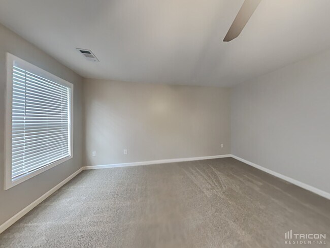 Building Photo - 842 Chandler Rd