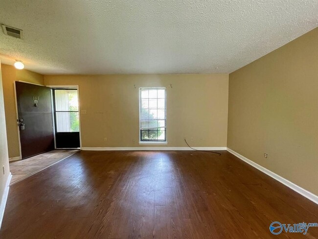 Building Photo - 111 Westscott Dr