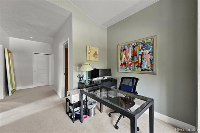 Building Photo - 4181 S Ivy Ln