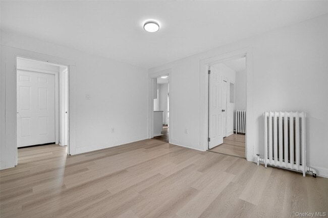 Building Photo - 23 Ann St