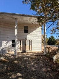 Building Photo - 1800 Hillsboro Valley Park Rd