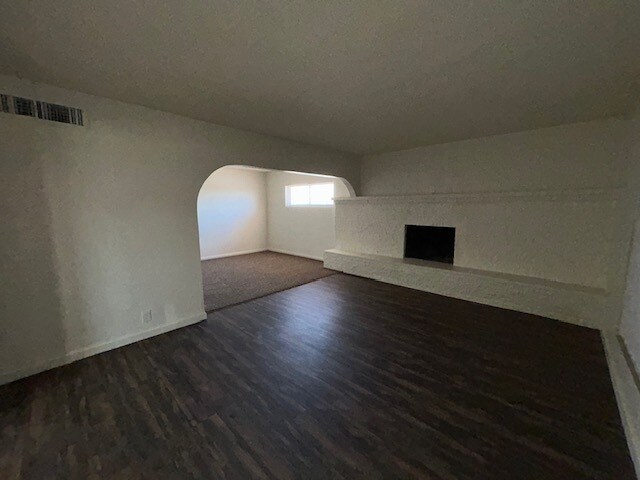 Building Photo - 4870 Billman Ave