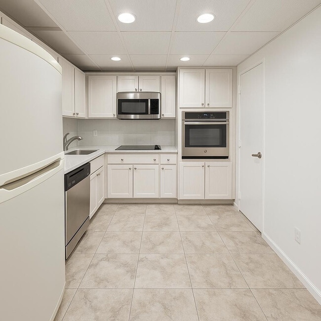 Building Photo - 400 Kings Point Dr