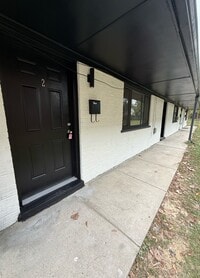 Building Photo - Kirkup Ave