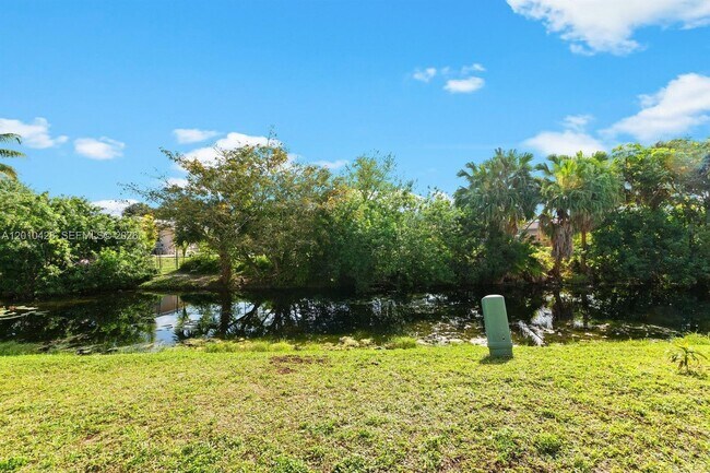 Building Photo - 4119 Coral Springs Dr