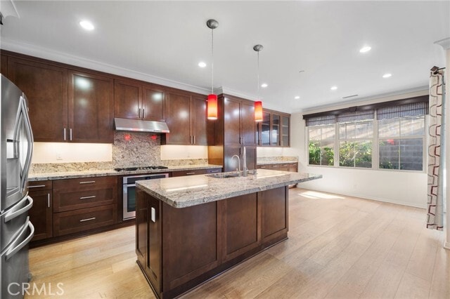 Building Photo - 206 Bancroft