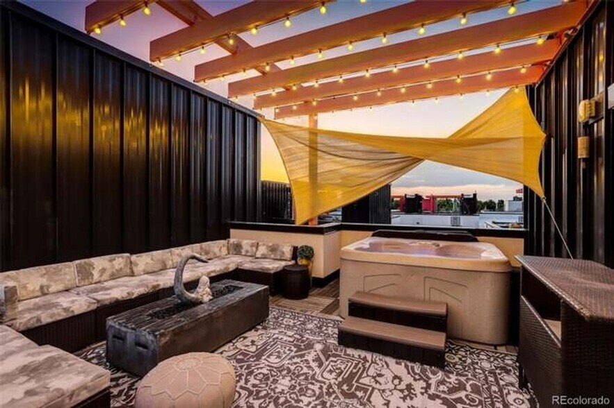 Building Photo - 3030 Wilson Ct