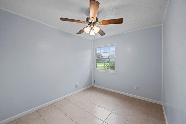 Building Photo - 13163 High Star Dr