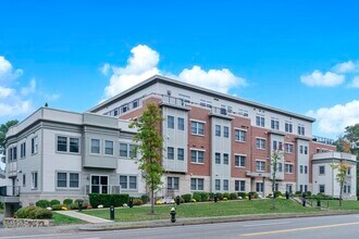 Building Photo - 321 Hammond Pond Pkwy