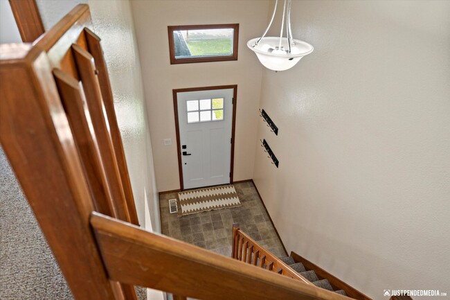Building Photo - Modern Southside Duplex