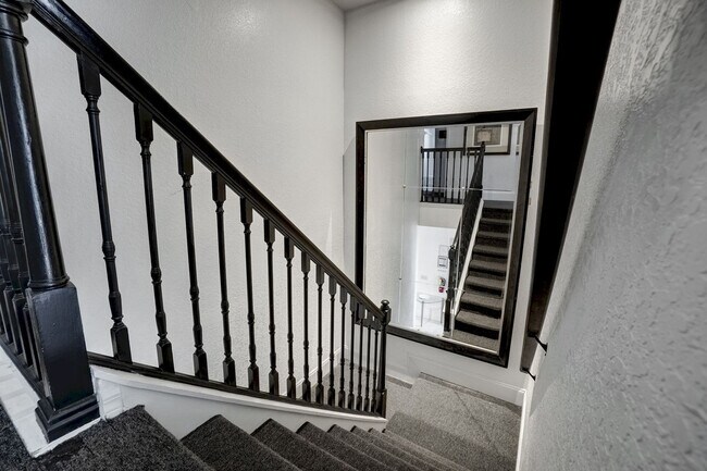 Building Photo - 1145 Troon Cir