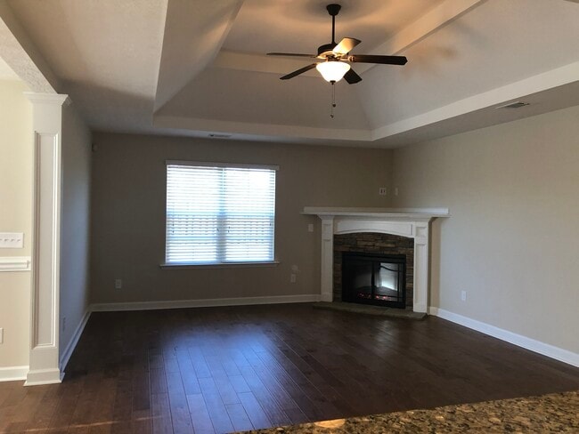 Building Photo - 3068 Ashley Lp