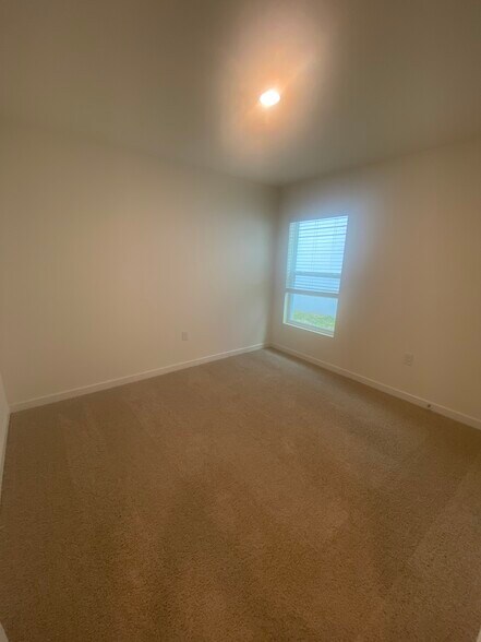 Building Photo - 11519 Memorial Dr