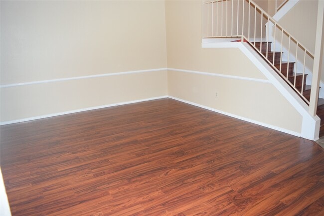 Building Photo - 3822 Laura Leigh Dr