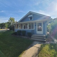 Building Photo - 2728 Crescent Ave
