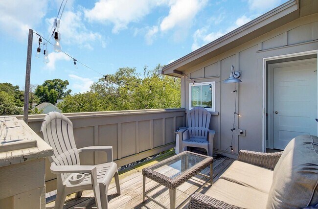 Building Photo - 315 Ashley Ave