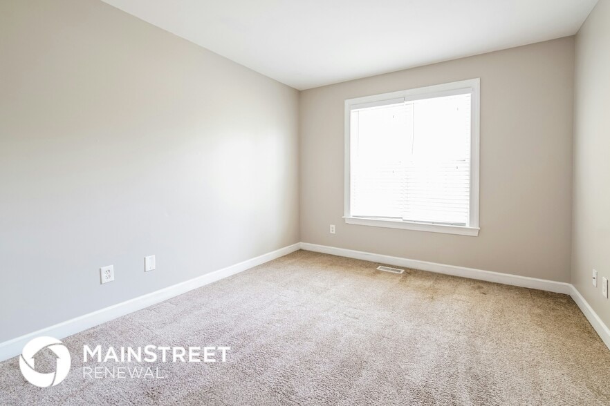 Building Photo - 153 Tangueray Dr