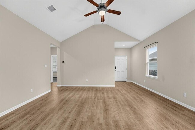 Building Photo - 719 Speckled Alder Dr