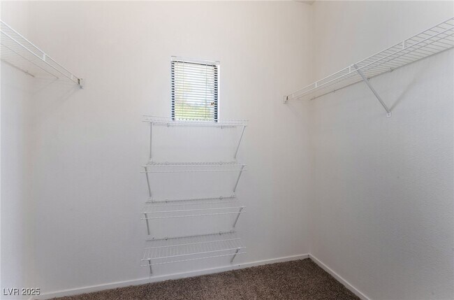 Building Photo - 8250 N Grand Canyon Dr