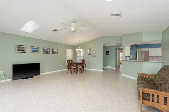 Building Photo - 6340 Garland Ct