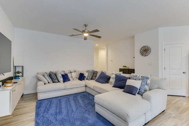 Building Photo - 2416 Trafton Pl