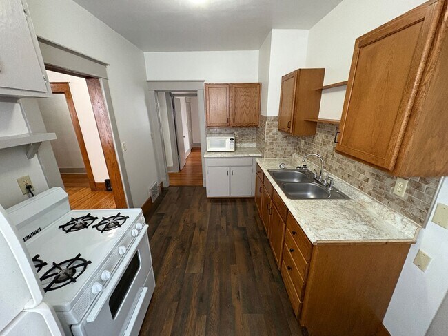Building Photo - 1234 Goodhue Blvd