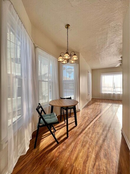 Building Photo - 96 Cedar Ave