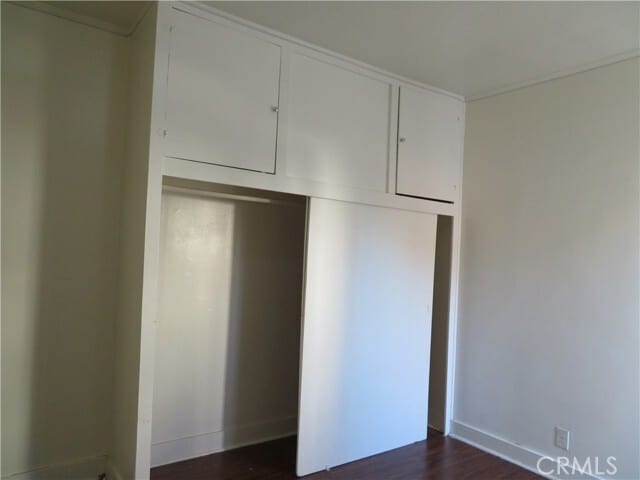 Building Photo - 3923 Normandie Ave