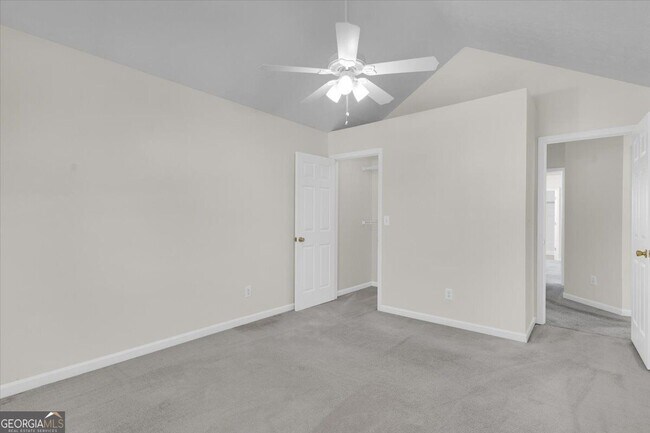 Building Photo - 2343 Cove Lake Way