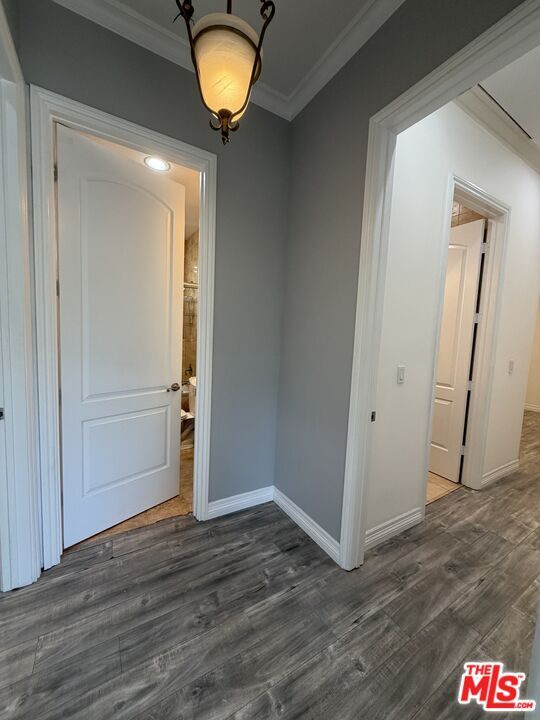 Building Photo - 10006 Samoa Ave