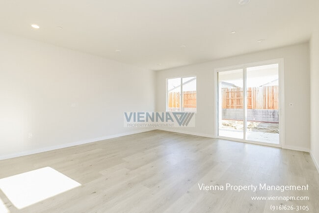 Building Photo - 3935 Prairie Blues St