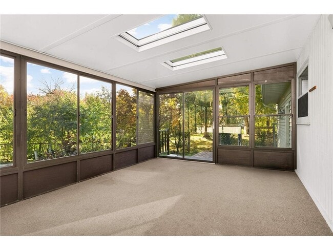 Building Photo - 15625 46th Ave N