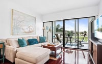 Building Photo - 803 River Point Dr