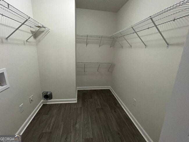 Building Photo - 4870 Wade Valley Way