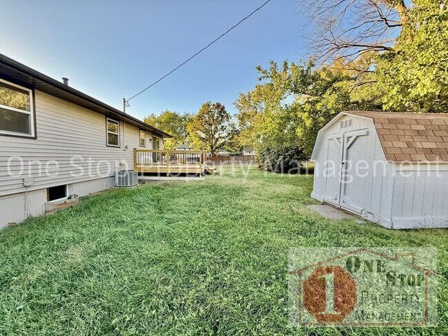 Building Photo - 4-Bedroom, 2.5-Bathroom home in Independence