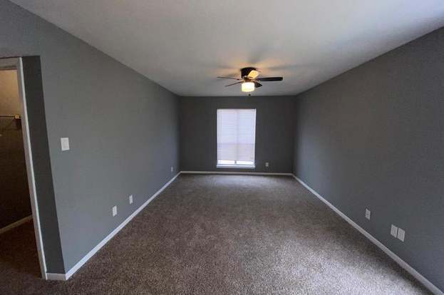 Building Photo - 10211 Sugar Branch Dr