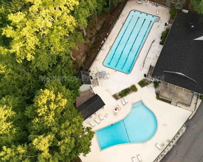 Building Photo - 5865 Branchwood Rd