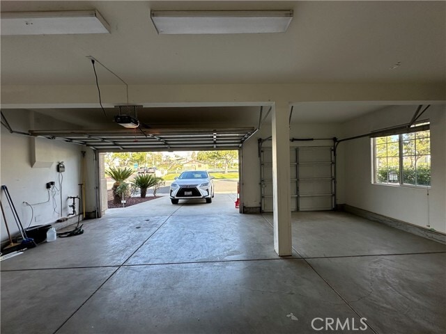 Building Photo - 7297 Cobble Creek Dr