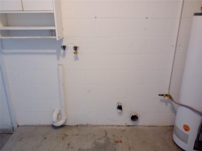 Building Photo - 2655 Sumba Ave