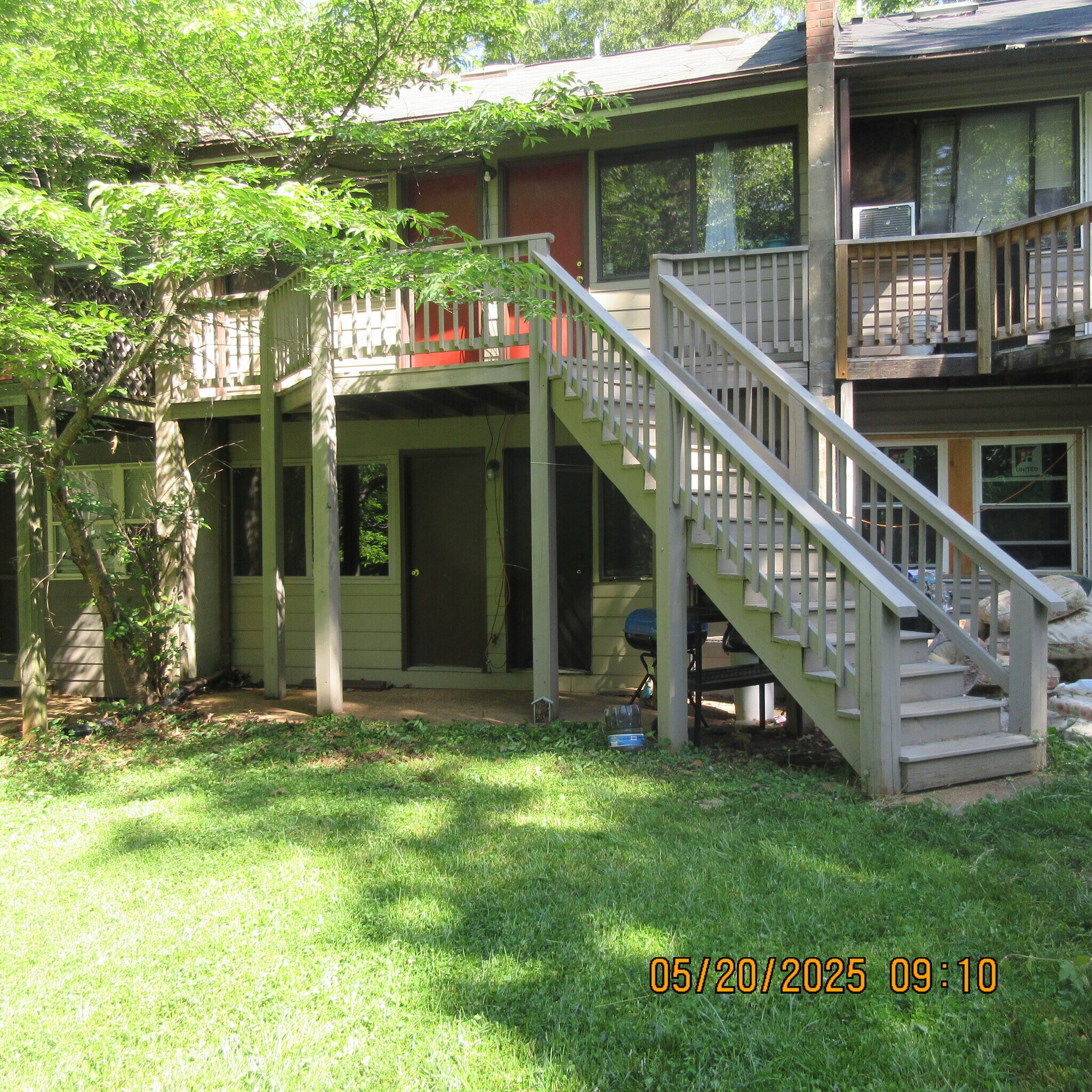 rear of building - 222 Stribling Ave