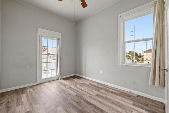 Building Photo - 2714 Avenue H