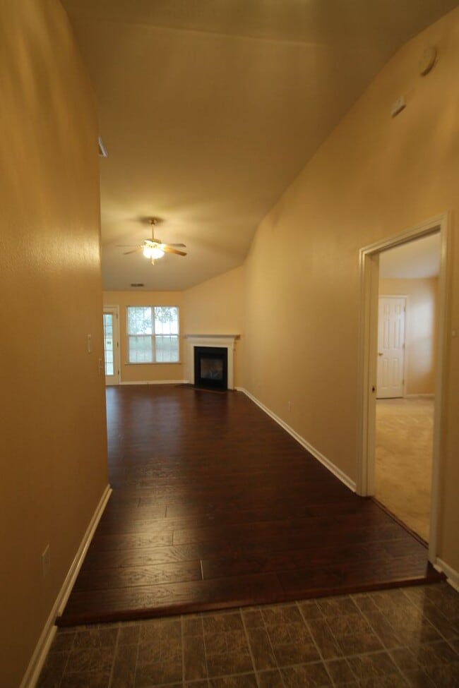 Building Photo - 1281 Spring View Ct