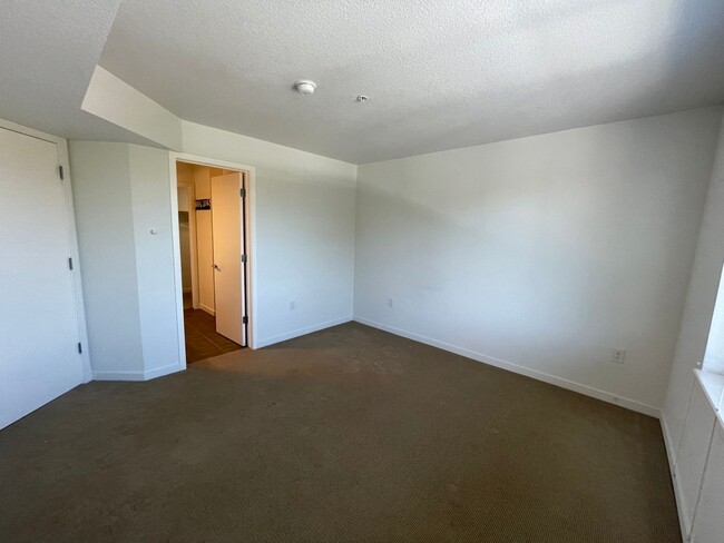 Building Photo - 2830 E College Ave