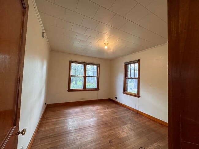 Building Photo - 16 Belmont Ave